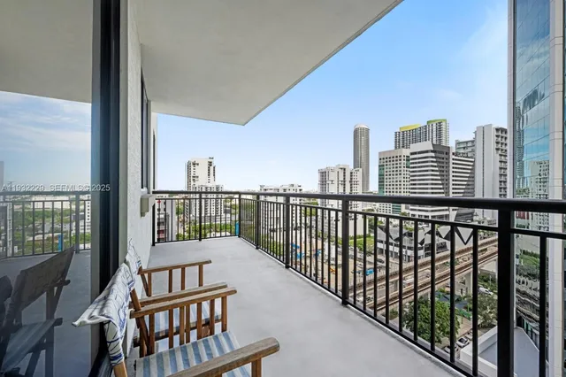 $757,000 | 999 Southwest 1st Avenue, Unit 1514, Miami, FL 33130