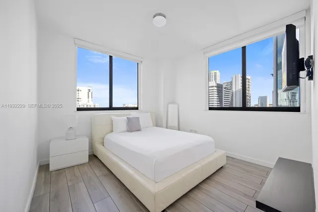 $757,000 | 999 Southwest 1st Avenue, Unit 1514, Miami, FL 33130