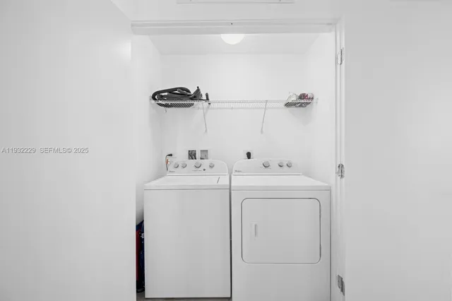 $757,000 | 999 Southwest 1st Avenue, Unit 1514, Miami, FL 33130