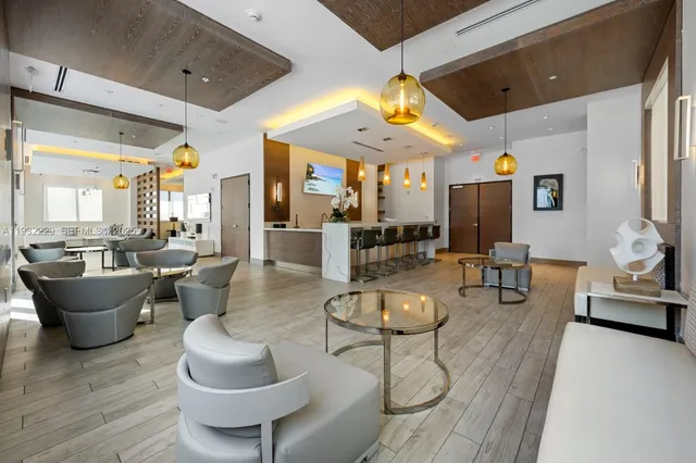 $757,000 | 999 Southwest 1st Avenue, Unit 1514, Miami, FL 33130