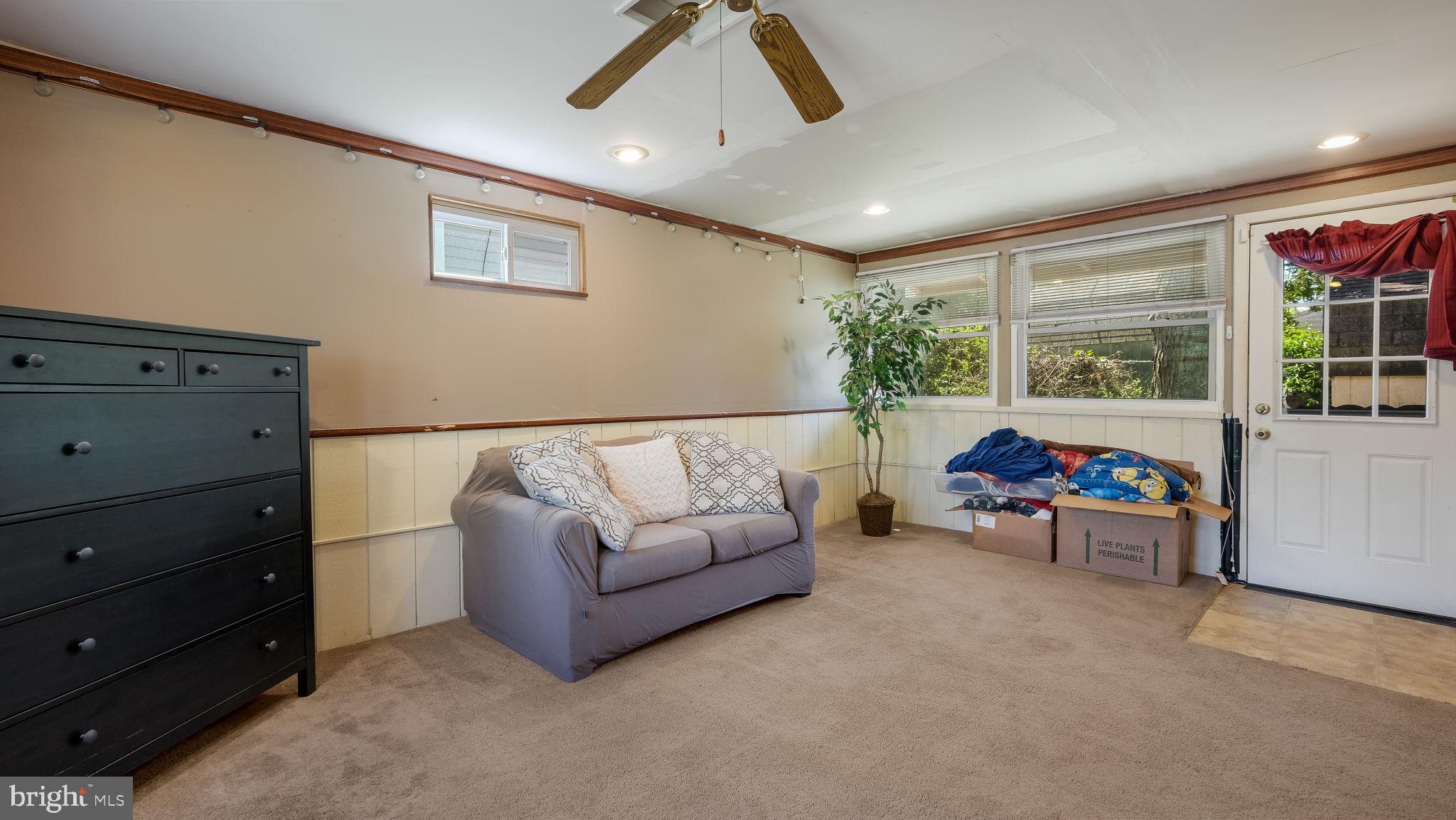 2340 Triebel Road Abington, PA 19001 - Photo 14 of 27 Gallery Image 14
