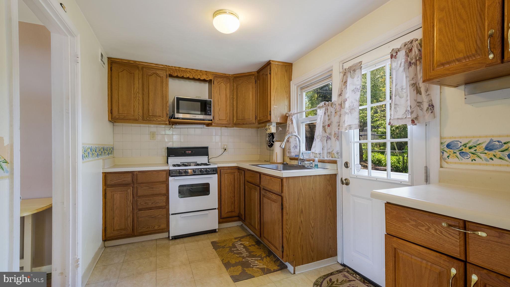2340 Triebel Road Abington, PA 19001 - Photo 20 of 27 Gallery Image 20