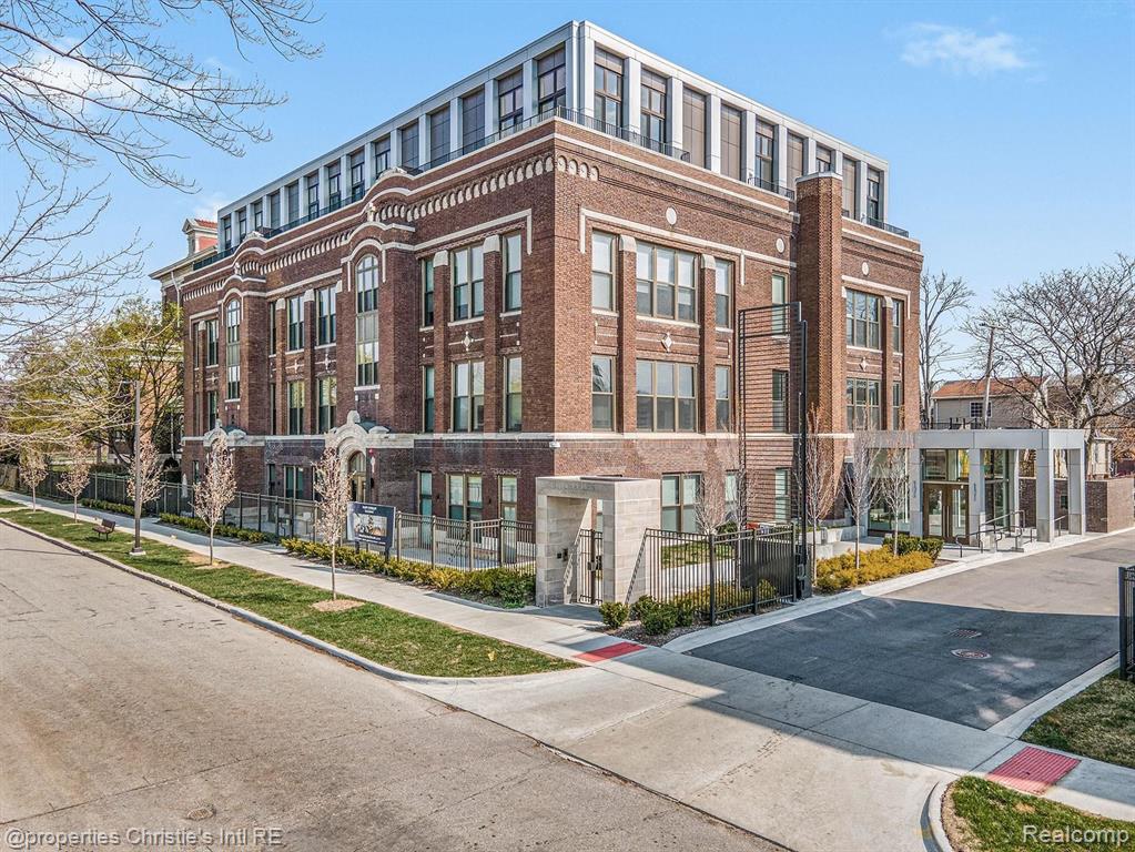 1450 Townsend Street, Unit 2 Detroit, MI 48214 - Photo 19 of 19