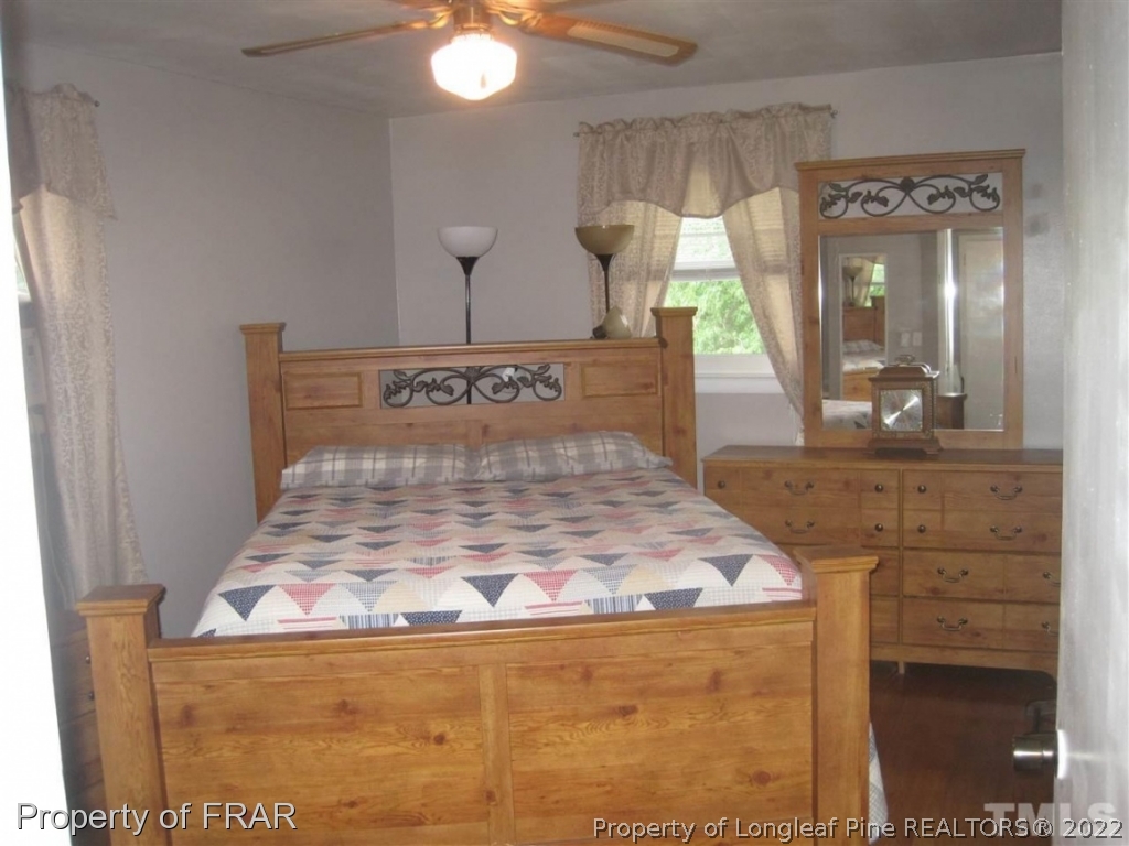 1125 Friendly Road Dunn, NC 28334 - Photo 7 of 22 Gallery Image 7