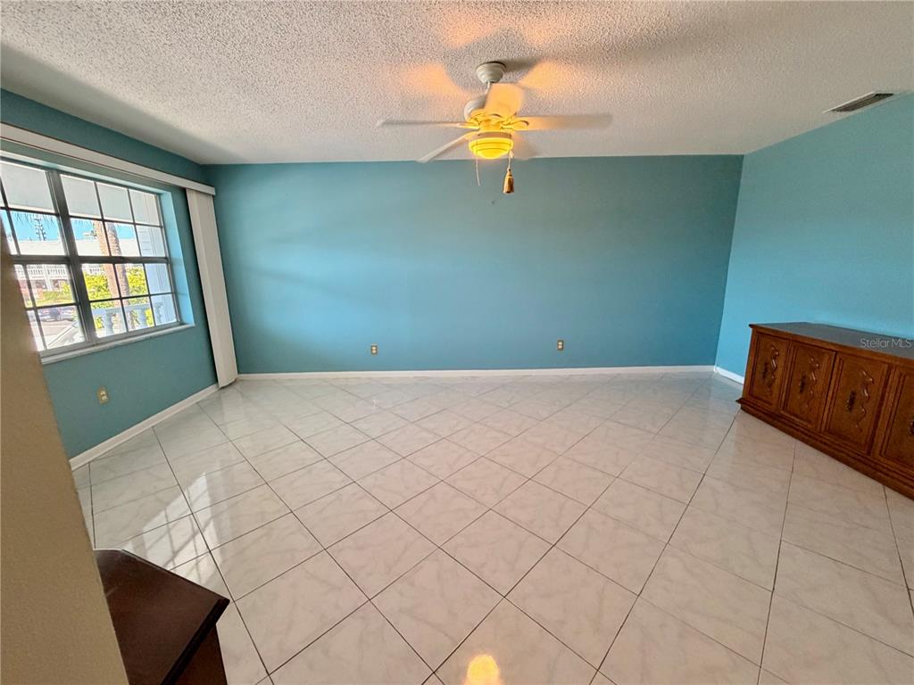 4747 Azalea Drive, Unit 231 New Port Richey, FL 34652 - Photo 5 of 24