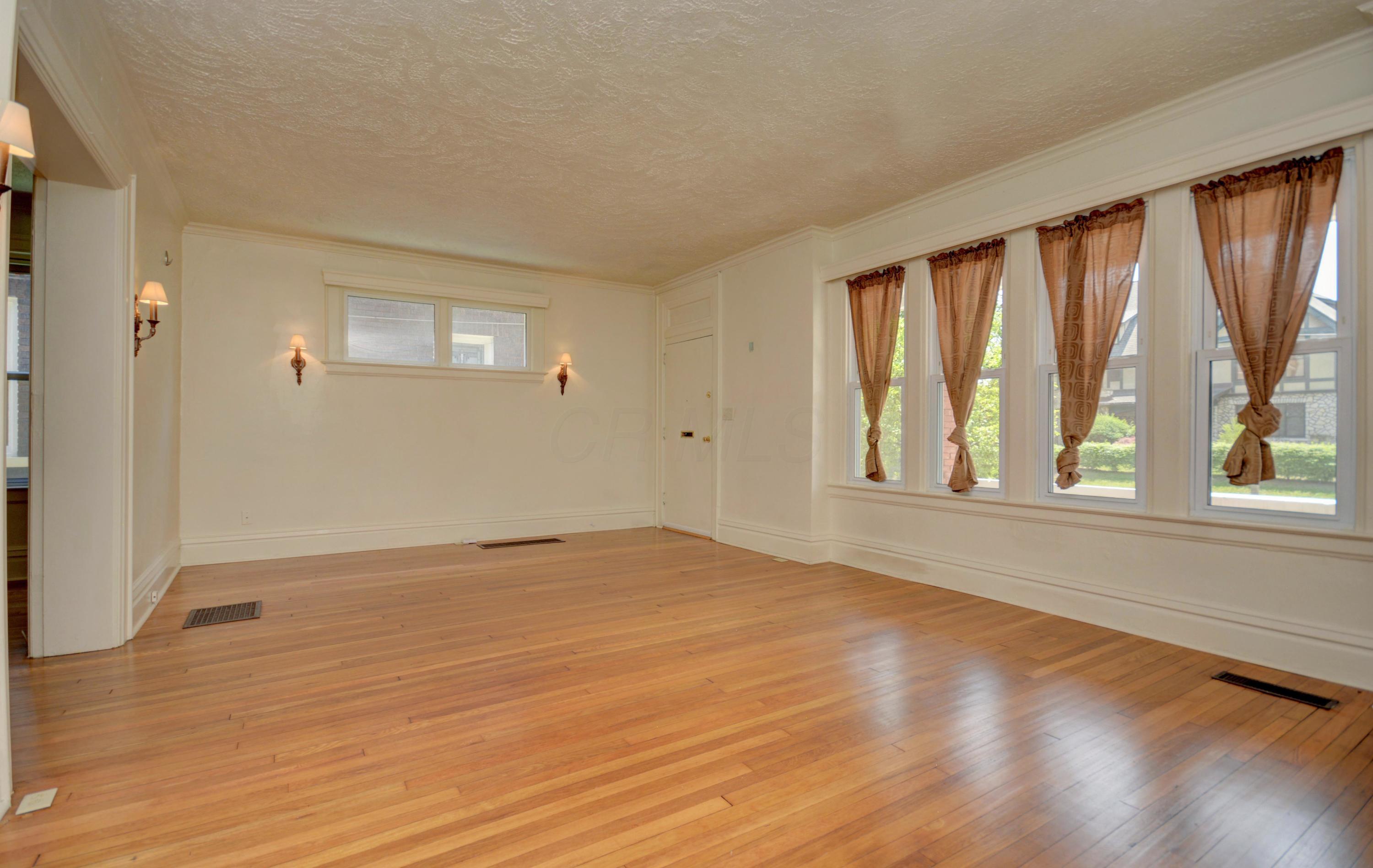 1738 Bryden Road, Unit 40 Columbus, OH 43205 - Photo 3 of 41