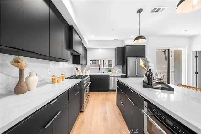 $1,200,000 | 6849 North Figueroa Street, Los Angeles, CA 90042