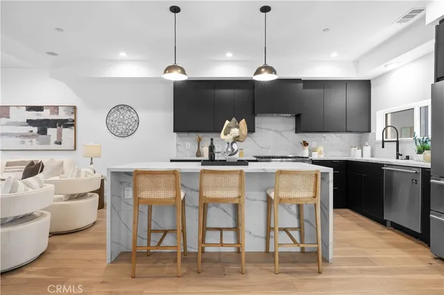 $1,200,000 | 6849 North Figueroa Street, Los Angeles, CA 90042