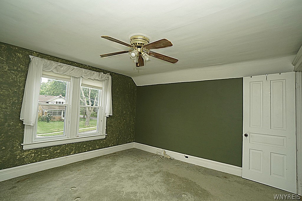 2398 Niagara Road Wheatfield, NY 14304 - Photo 21 of 31 Gallery Image 21