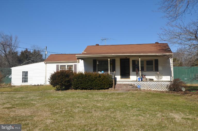 2446 Dumfries Road Catlett, VA 20119 - Photo 3 of 27 Exterior (Front)