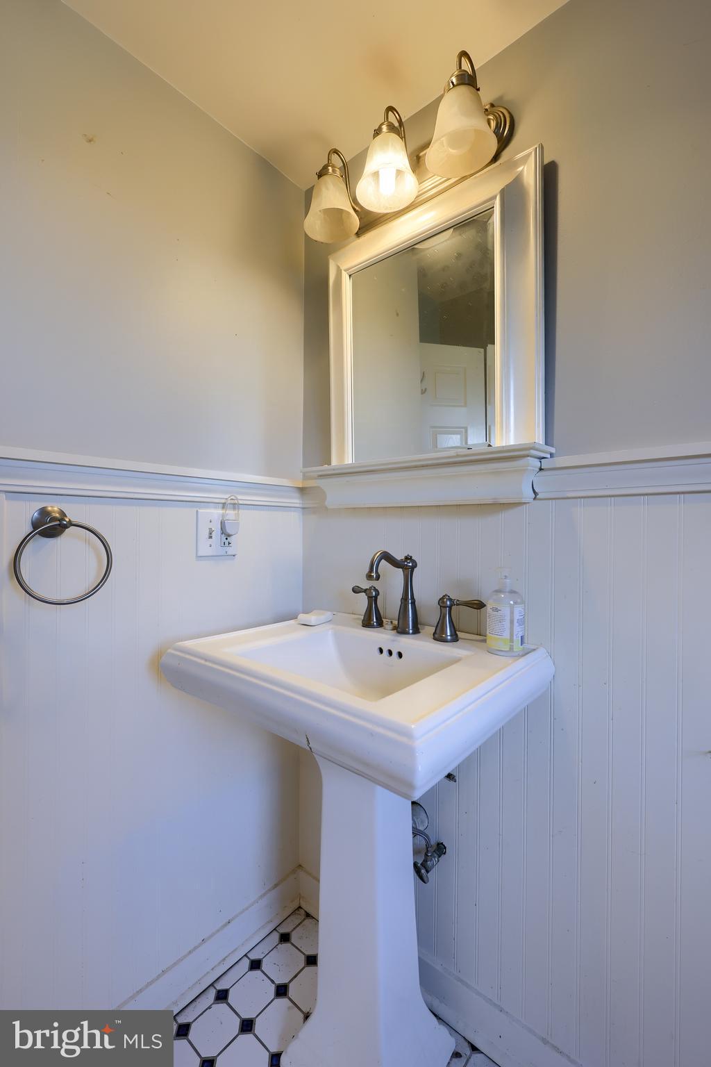 351 East Lexington Road Lititz, PA 17543 - Photo 21 of 36 a bathroom with a sink and a mirror