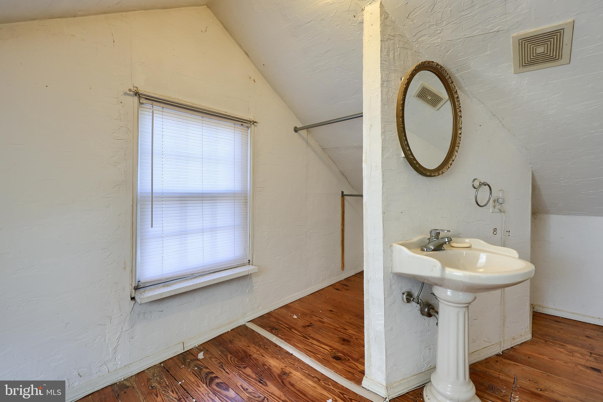 351 East Lexington Road Lititz, PA 17543 - Photo 26 of 36 a bathroom with a sink and a mirror