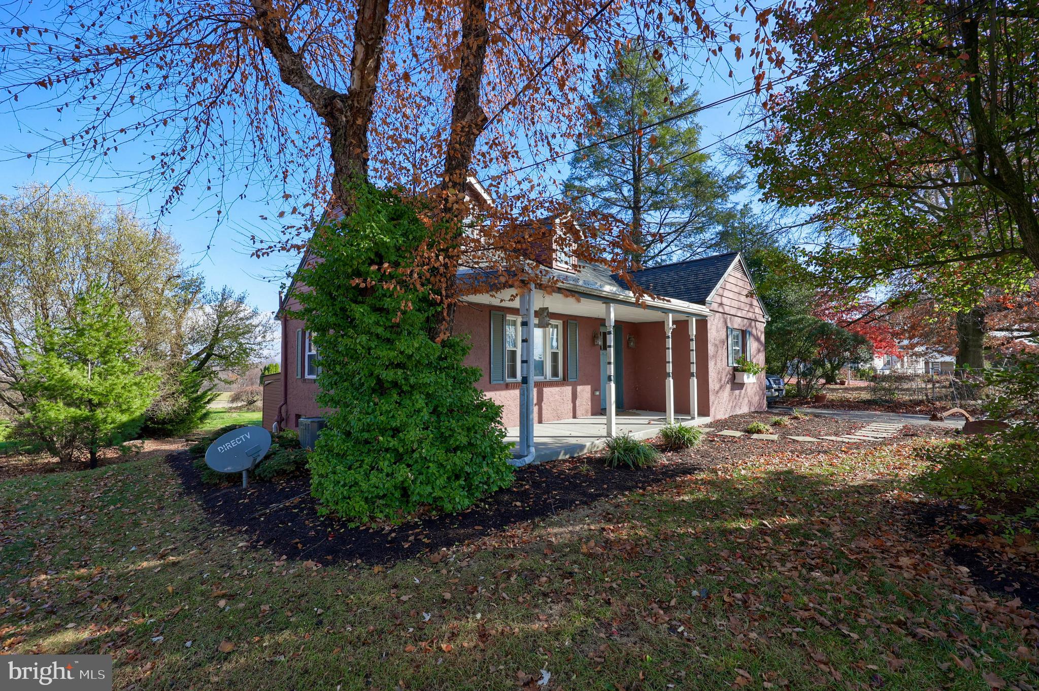 351 East Lexington Road Lititz, PA 17543 - Photo 3 of 36 a front view of a house with garden