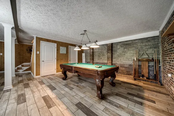 $999,999 | 554 Hickman Shores Road, Dover, TN 37058