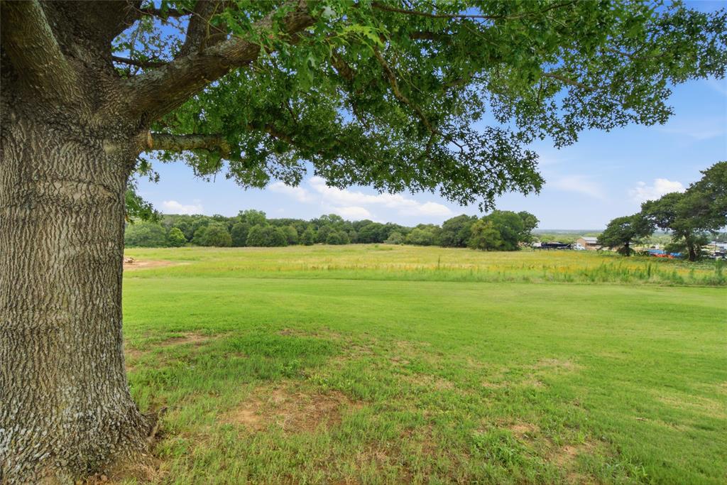 152 Fox Road Weatherford, TX 76088 - Photo 9 of 40