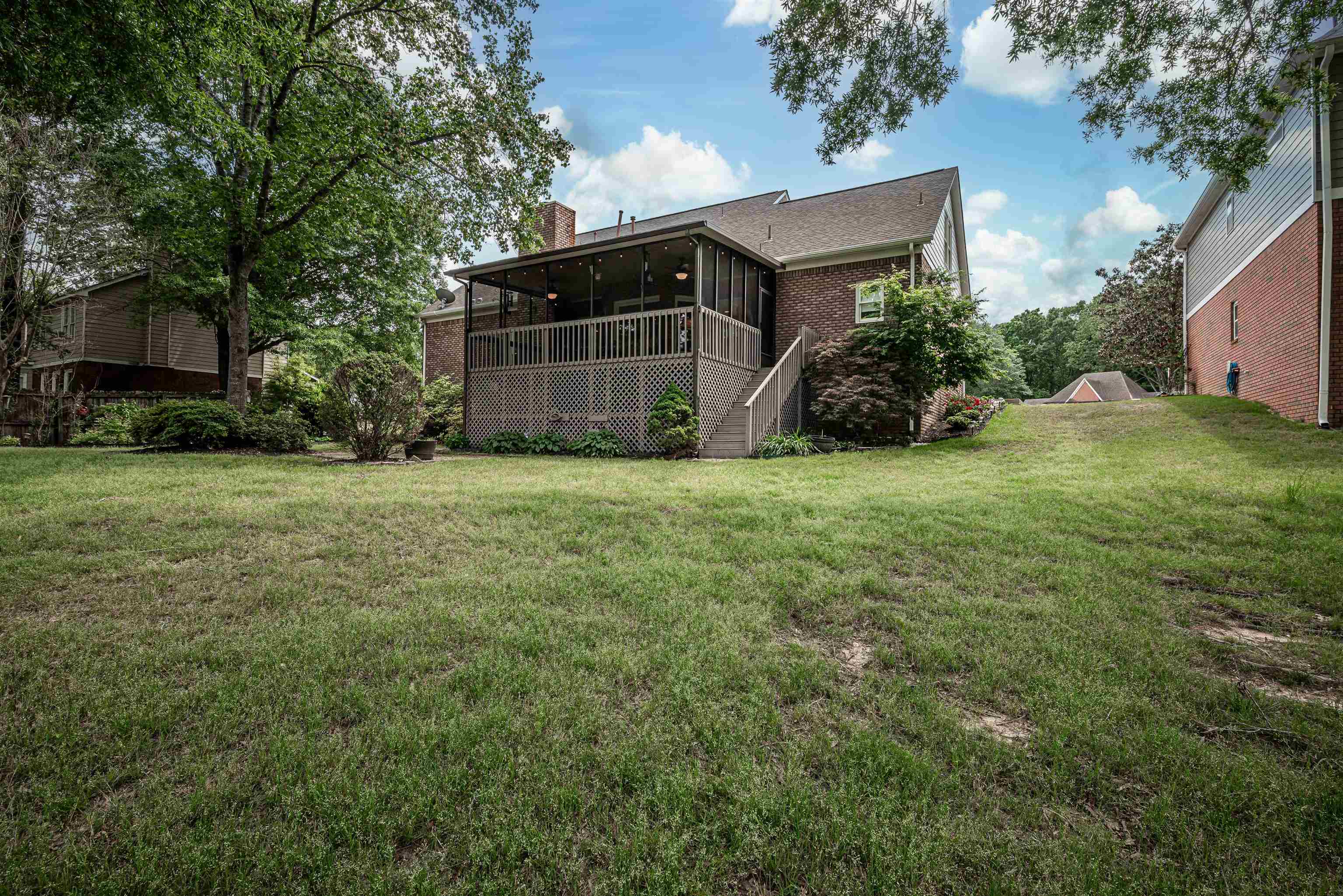 752 Gable Lane Collierville, TN 38017 - Photo 31 of 40 a front view of a house with a yard