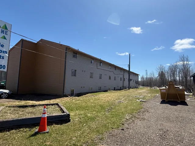 $869,900 | 801 East 41st Street, Hibbing, MN 55746