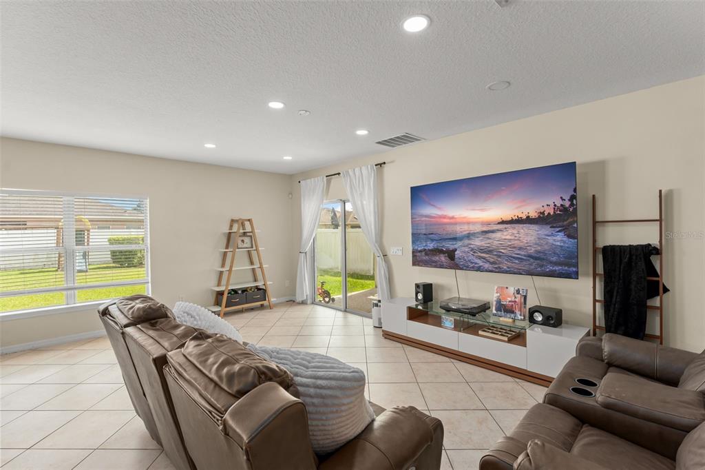 10507 Cabbage Tree Loop Orlando, FL 32825 - Photo 11 of 50