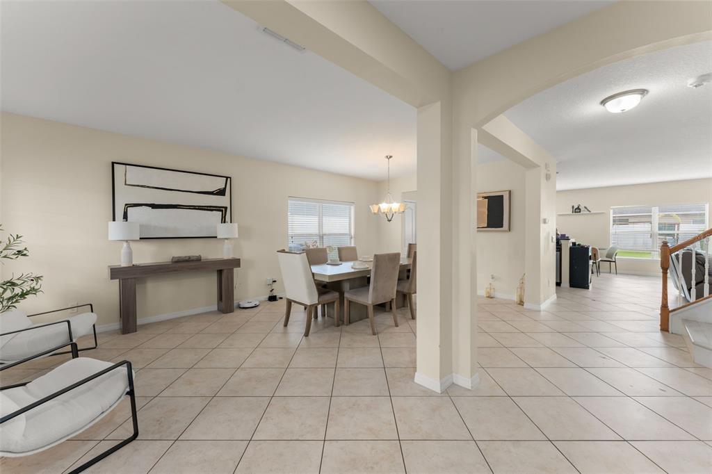 10507 Cabbage Tree Loop Orlando, FL 32825 - Photo 4 of 50