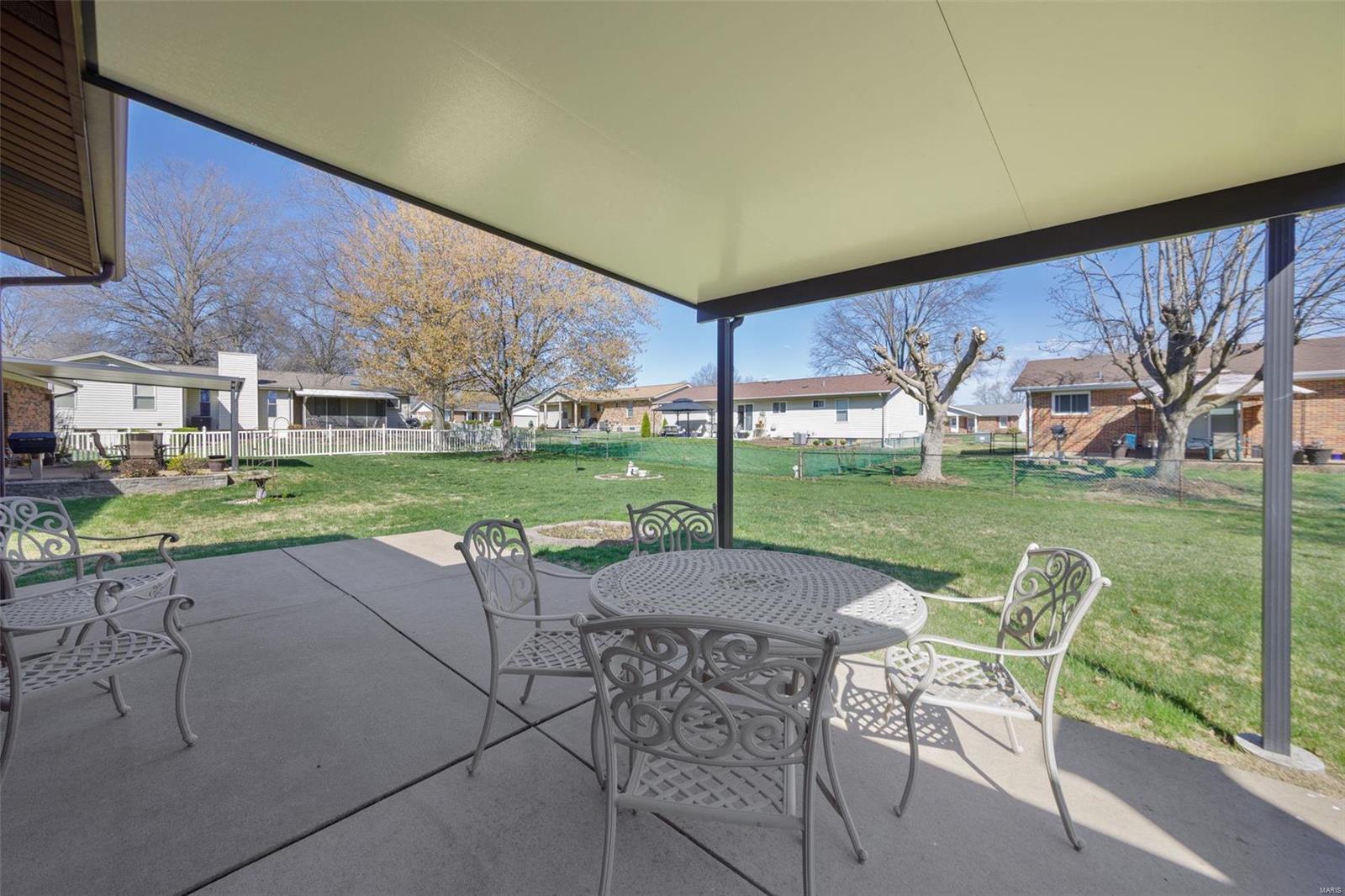 2219 Chatport Road St. Louis, MO 63129 - Photo 3 of 42 Gallery Image 3