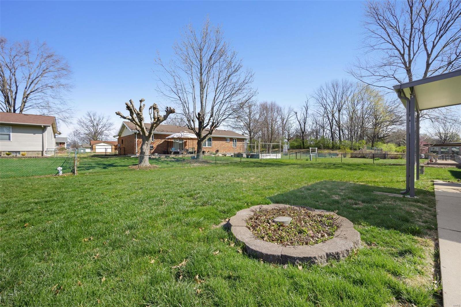 2219 Chatport Road St. Louis, MO 63129 - Photo 32 of 42 Gallery Image 32