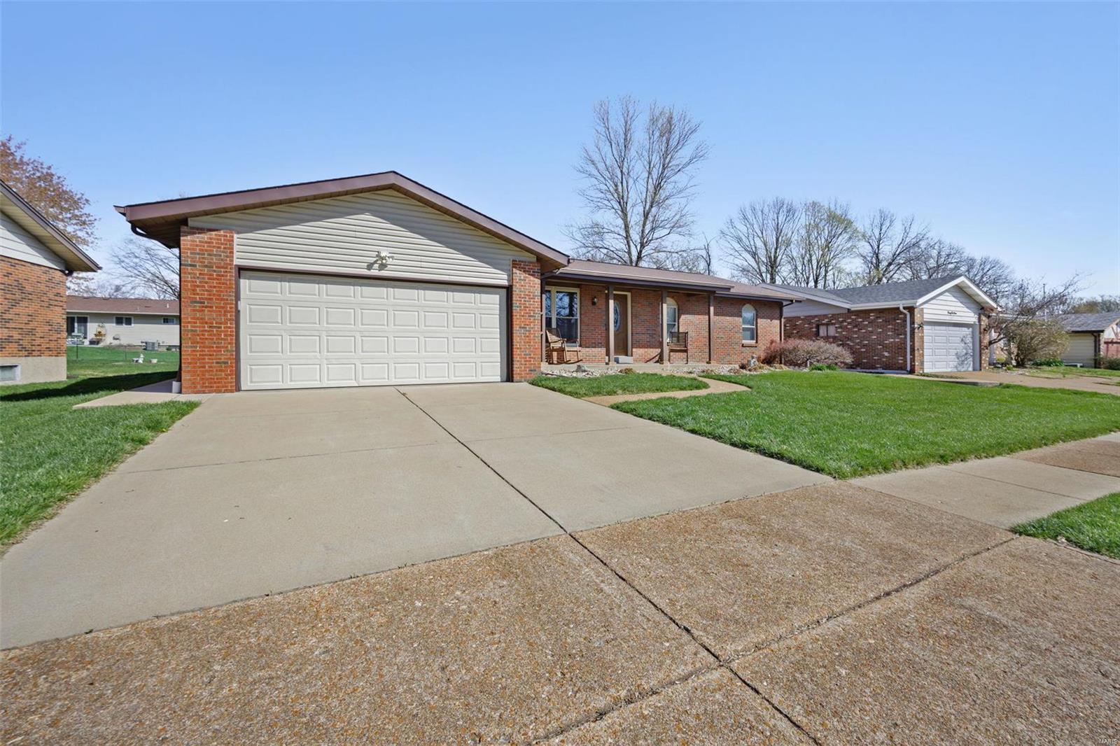2219 Chatport Road St. Louis, MO 63129 - Photo 35 of 42 Gallery Image 35