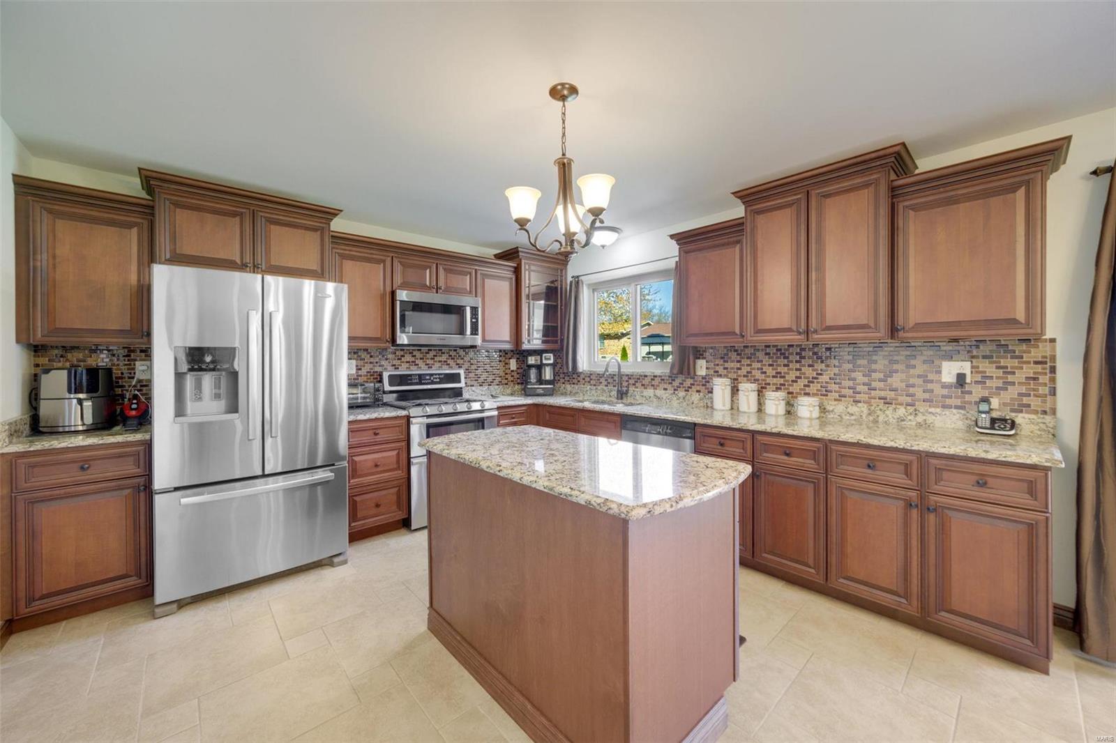 2219 Chatport Road St. Louis, MO 63129 - Photo 10 of 42 Gallery Image 10