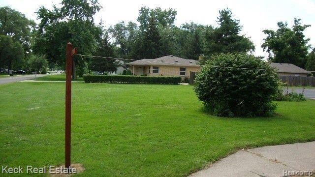 21615 Goddard Road Taylor, MI 48180 - Photo 8 of 8 21615 Goddard 019