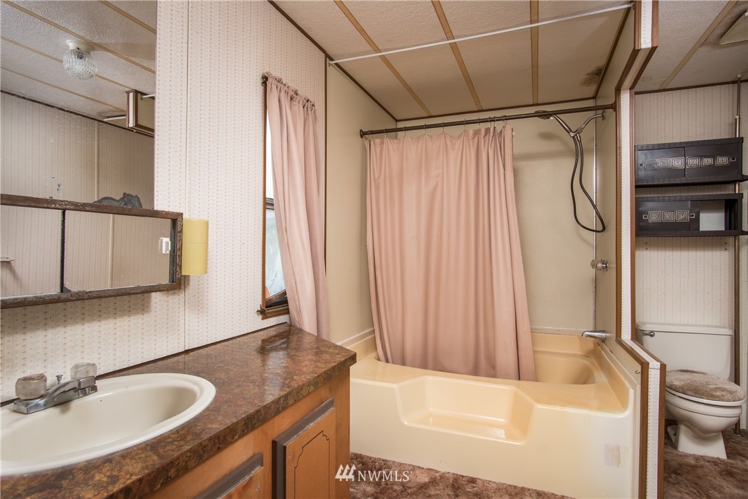 18640 Guava Street Southwest Rochester, WA 98579 - Photo 16 of 18