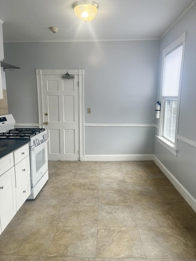 9 Sherman Street Newport, RI 02840 - Photo 2 of 15 Enter into the spacious kitchen