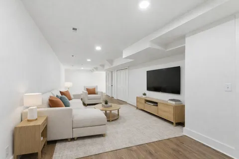 $499,900 | 206 New Sawyer Brown Road, Nashville, TN 37221