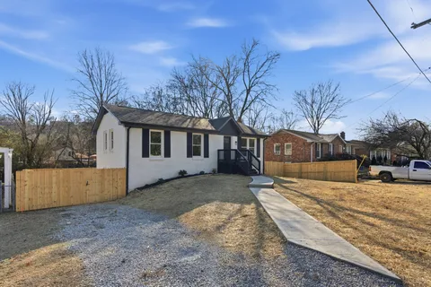 $499,900 | 206 New Sawyer Brown Road, Nashville, TN 37221