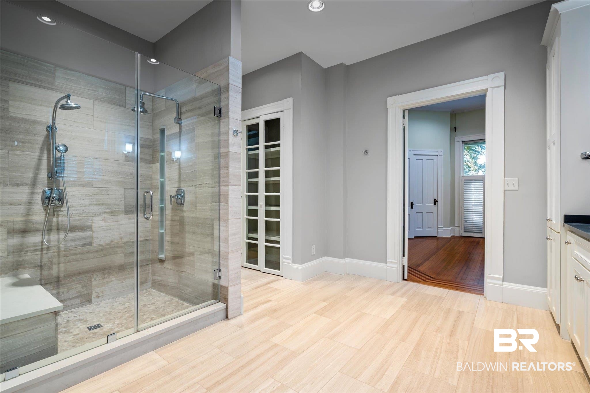 1565 Dauphin Street Mobile, AL 36604 - Photo 12 of 47