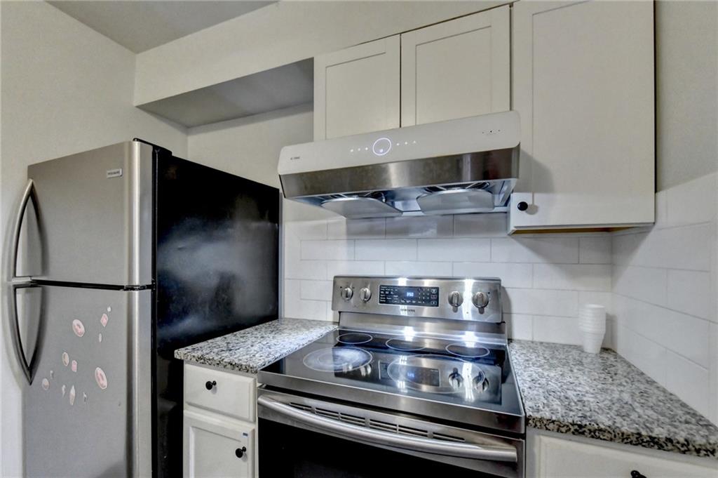 3071 Colonial Way, Unit J Atlanta, GA 30341 - Photo 20 of 36