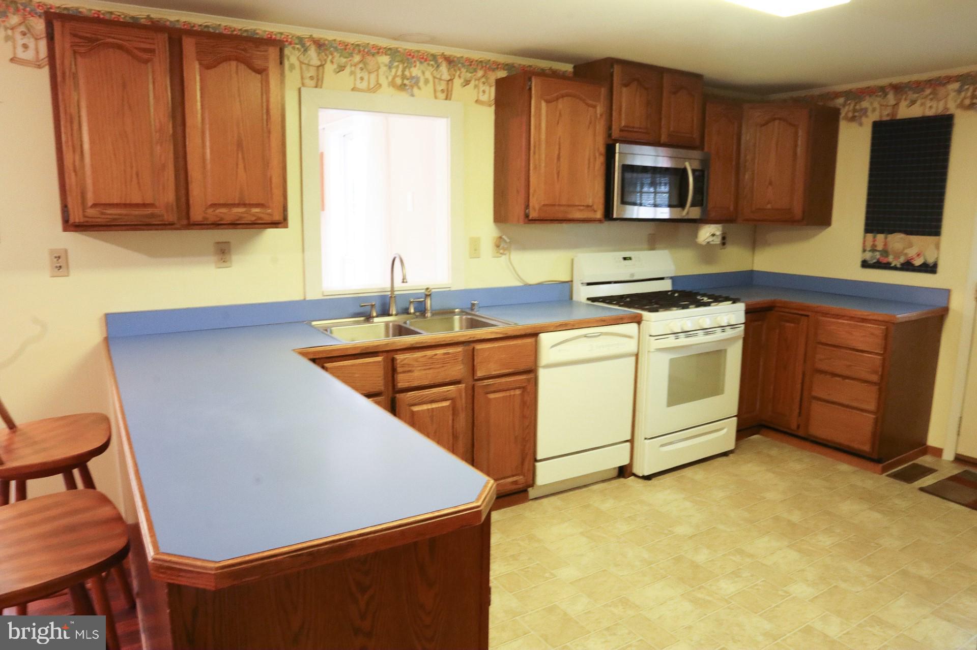 100 Pine Drive Grasonville, MD 21638 - Photo 4 of 17