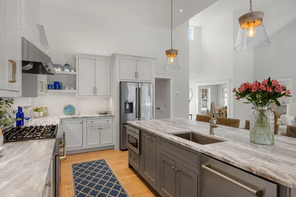 $2,795,000 | 2 Monomoy Lane, Orleans, MA 02653