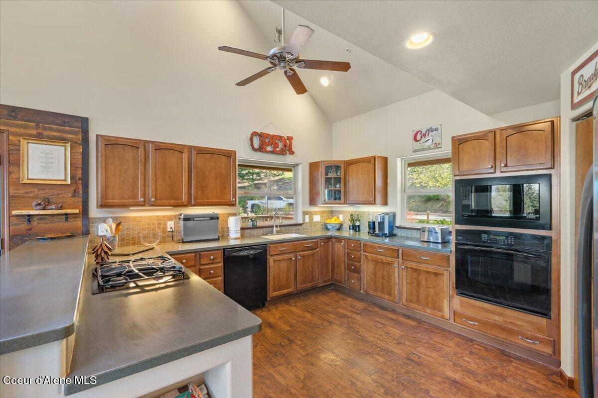 24102 North Derting Road Hayden, ID 83835 - Photo 18 of 104 18-24102 N Derting Rd_RedHogMedia