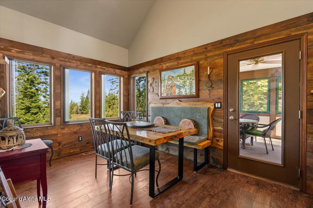 24102 North Derting Road Hayden, ID 83835 - Photo 23 of 104 23-24102 N Derting Rd_RedHogMedia