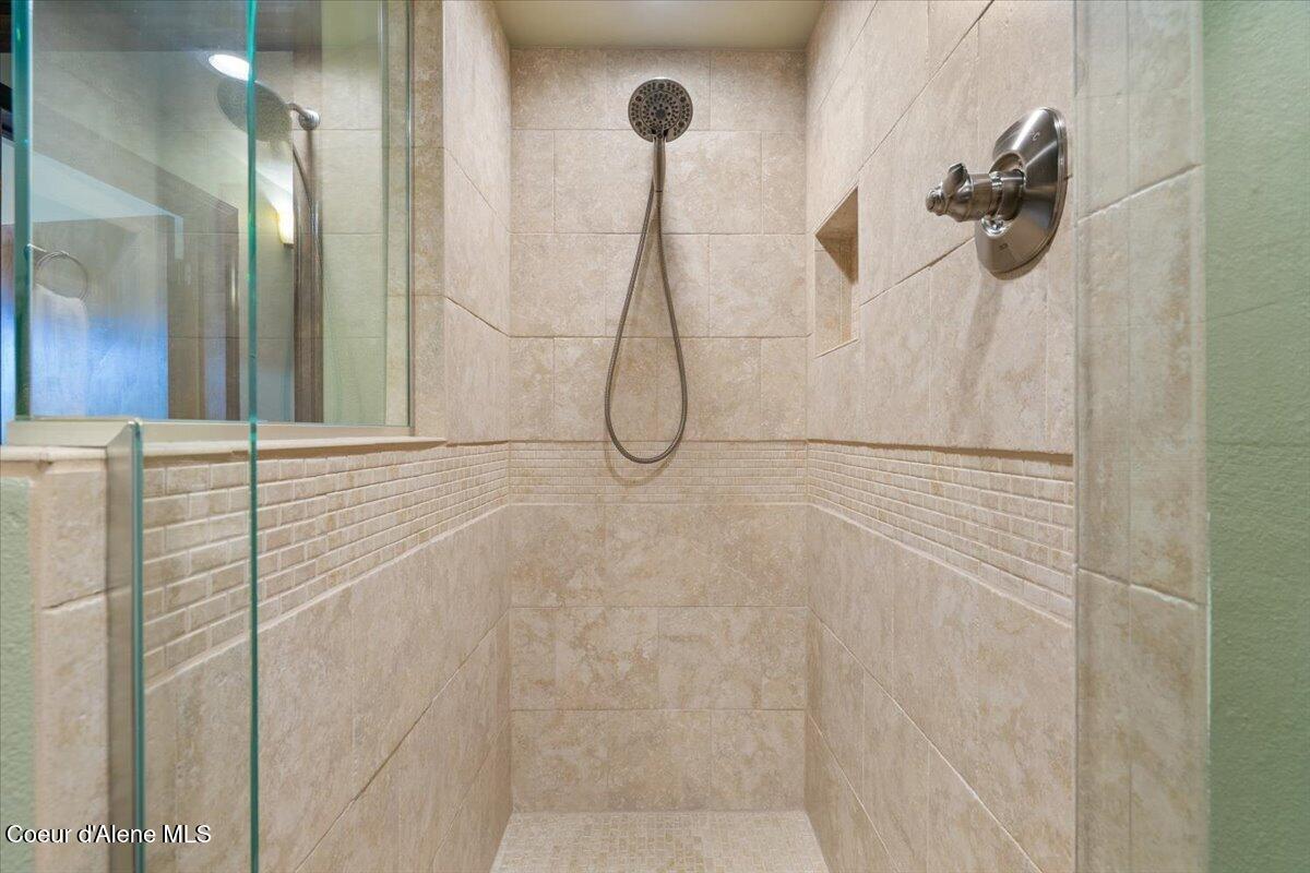 24102 North Derting Road Hayden, ID 83835 - Photo 46 of 104 46-24102 N Derting Rd_RedHogMedia