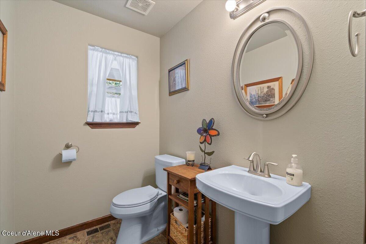 24102 North Derting Road Hayden, ID 83835 - Photo 49 of 104 49-24102 N Derting Rd_RedHogMedia