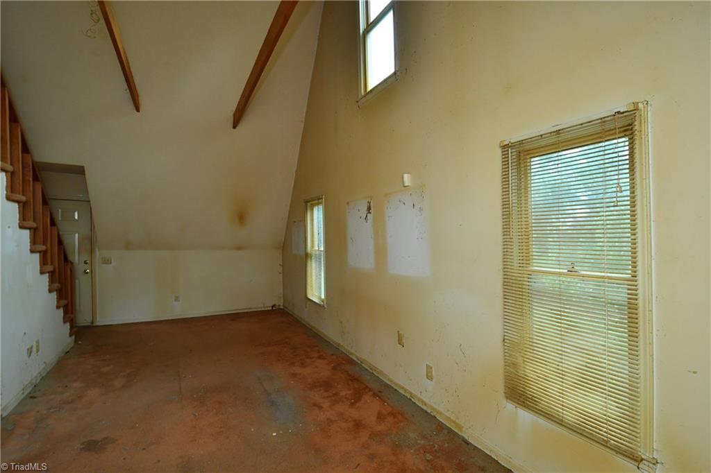 324 James Road Clemmons, NC 27012 - Photo 8 of 15 Gallery Image 8