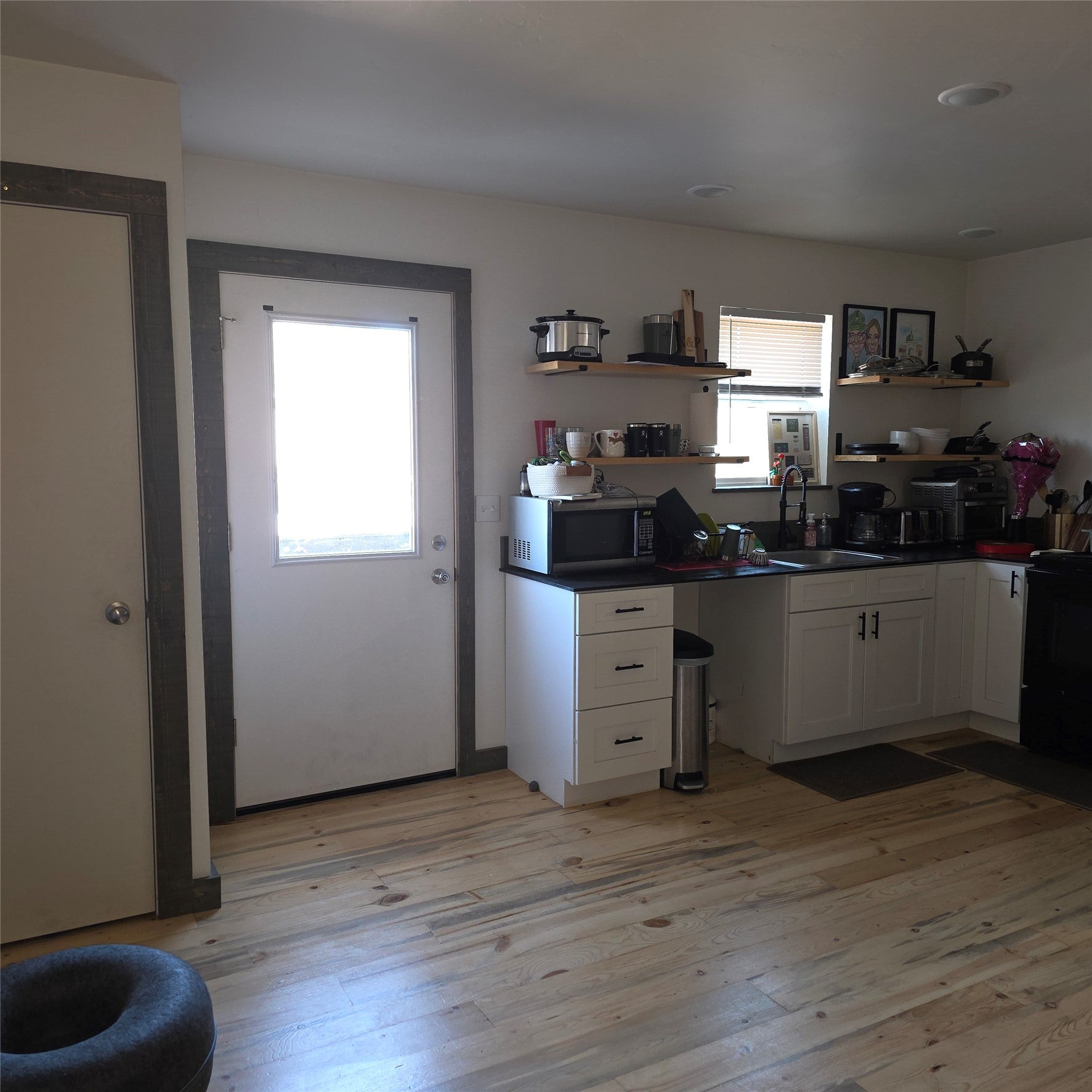 10 Diane Road Columbia Falls, MT 59912 - Photo 22 of 35 shelves, and light wood-type flooring