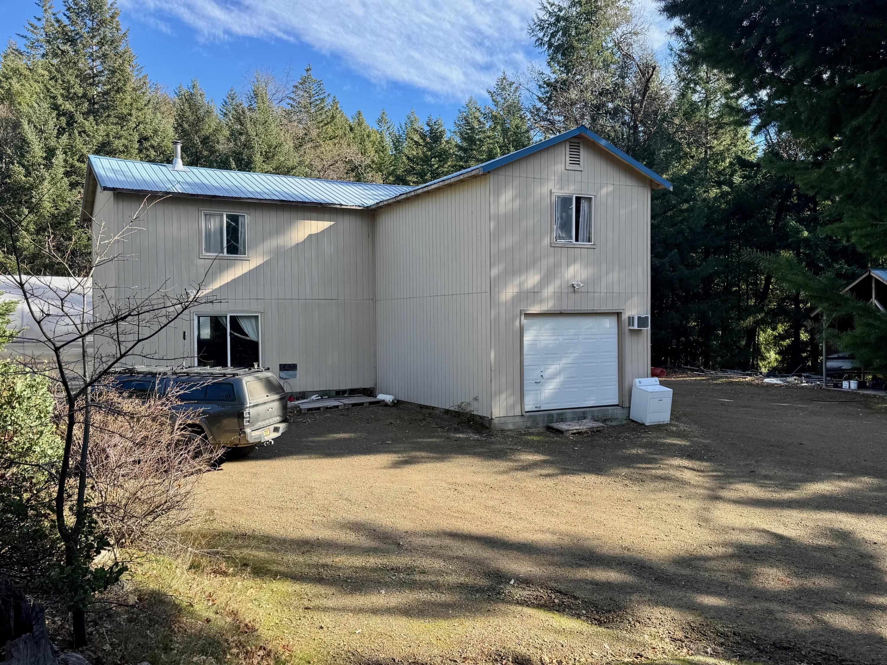 5735 Forest Rte 1N08 Bridgeville, CA 95526 - Photo 22 of 55
