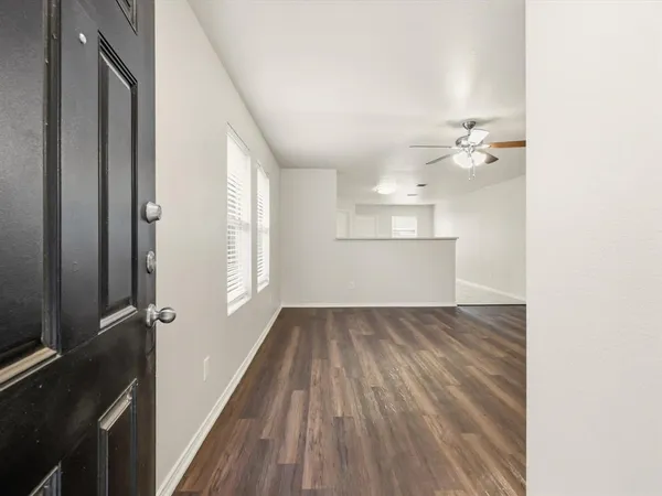 $262,500 | 1132 Boxwood Drive, Crowley, TX 76036