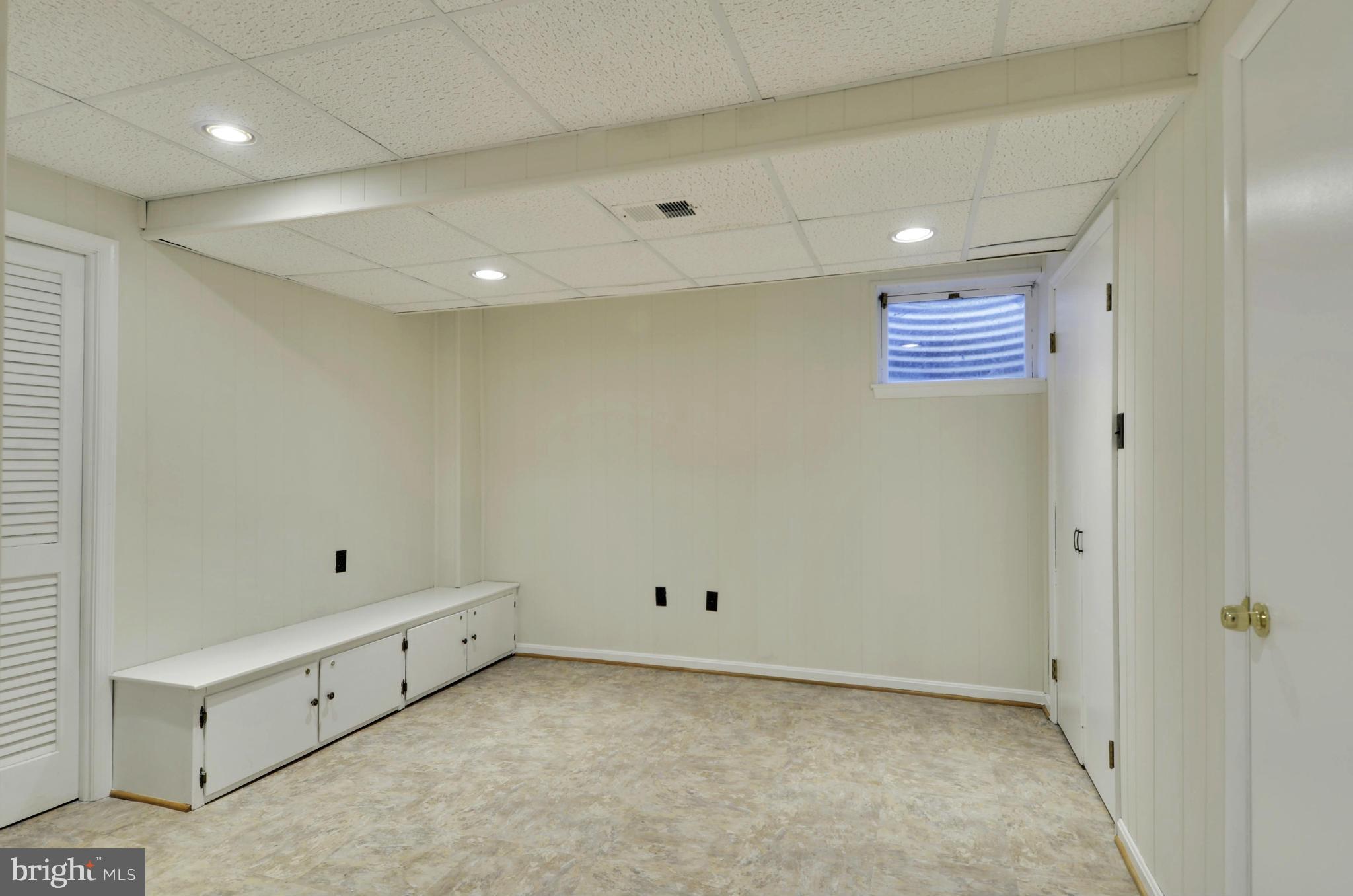19 Treworthy Road Gaithersburg, MD 20878 - Photo 23 of 30 Recreation Room