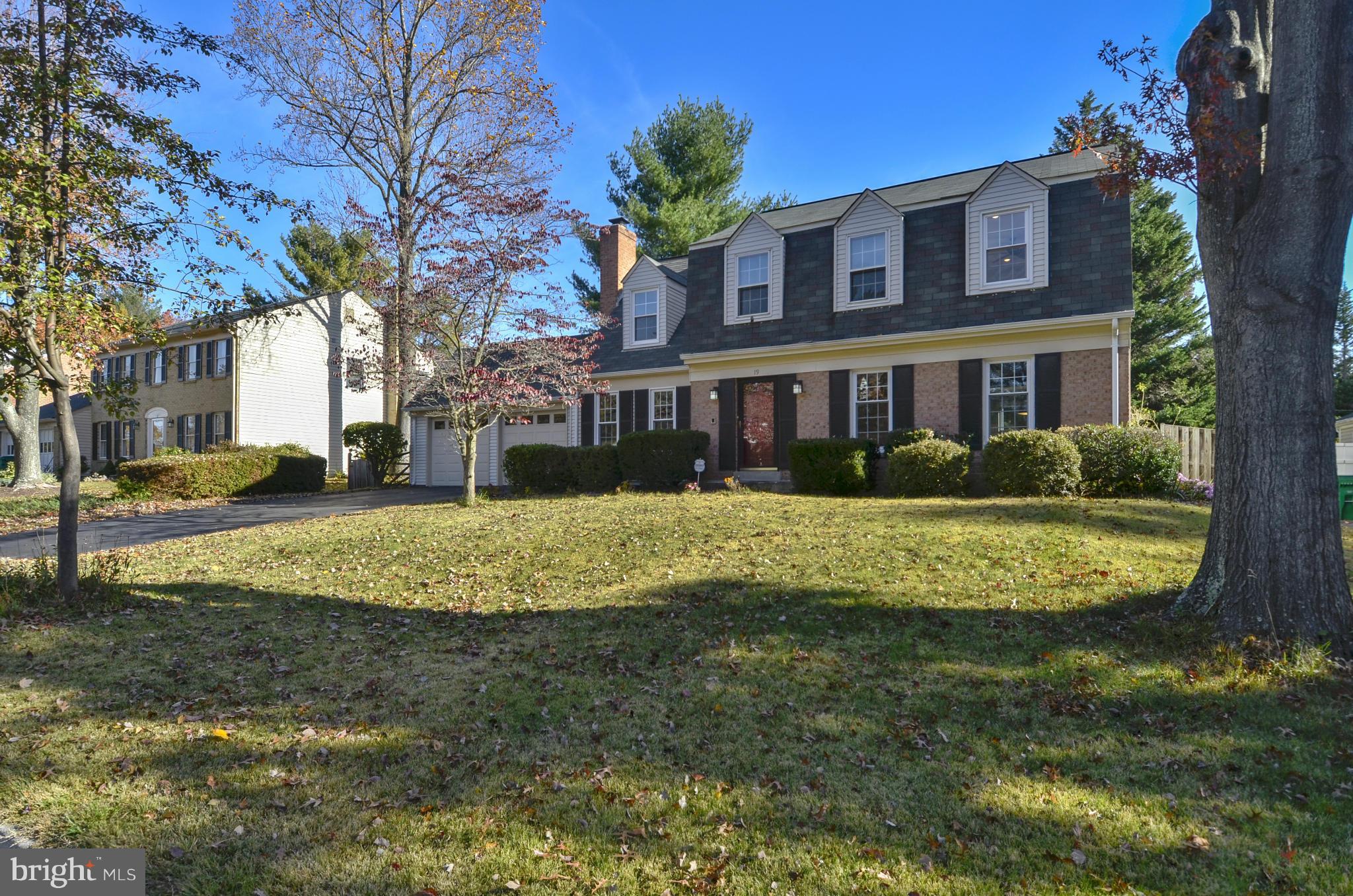 19 Treworthy Road Gaithersburg, MD 20878 - Photo 30 of 30 Exterior (Front)