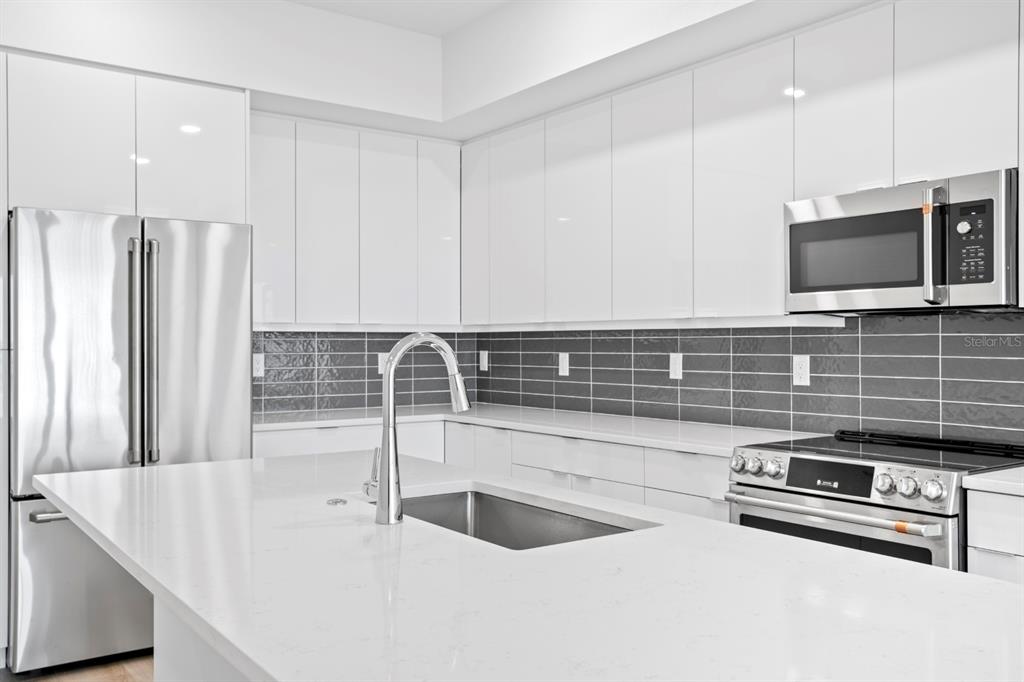 400 150th Avenue, Unit 304 Madeira Beach, FL 33708 - Photo 24 of 83