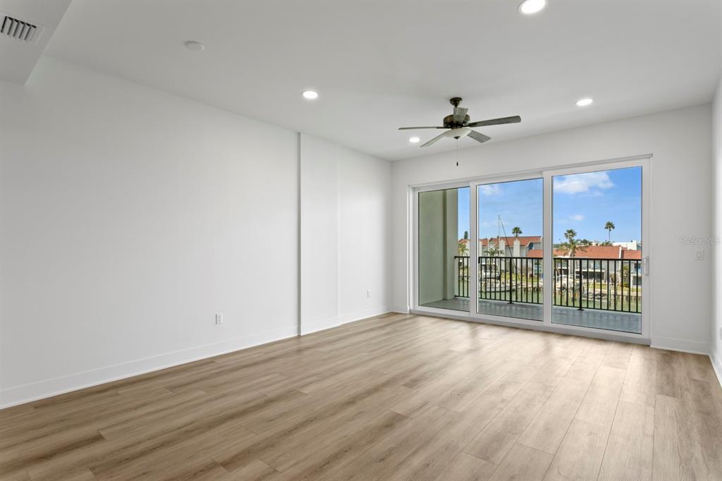 400 150th Avenue, Unit 304 Madeira Beach, FL 33708 - Photo 32 of 83