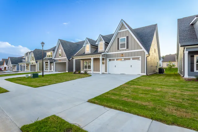 $479,900 | 352 Willow Grv Court, Unit 68, Ringgold, GA 30736