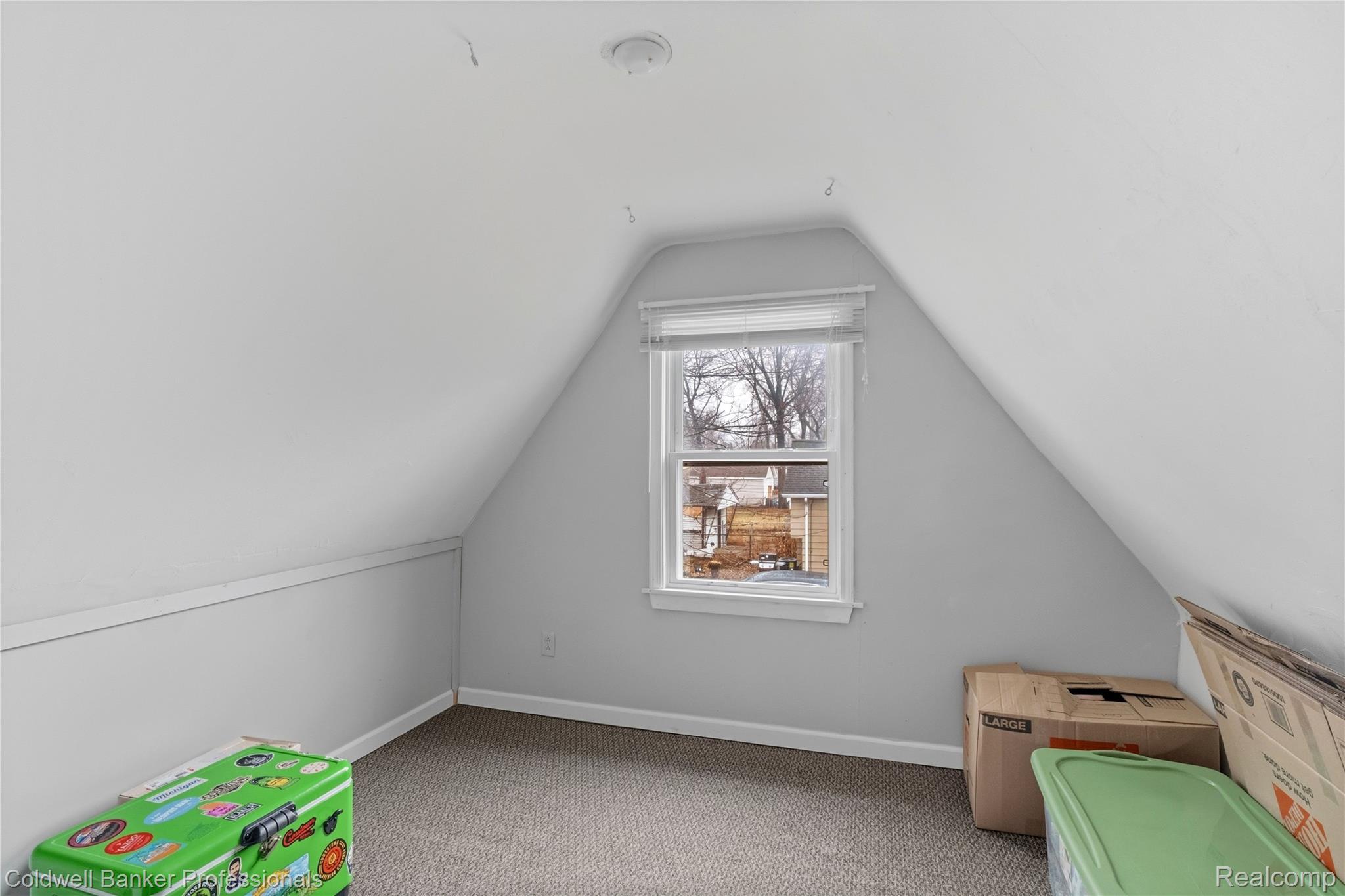 3040 Inman Street Ferndale, MI 48220 - Photo 32 of 41 Bonus room featuring baseboards and light carpet